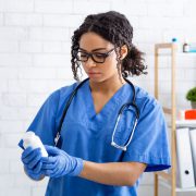 Vet choosing medication